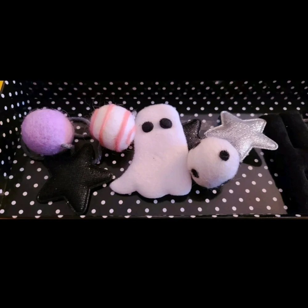 Hey Boo Halloween Ghost Felt Garland STARS Pom Poms 45